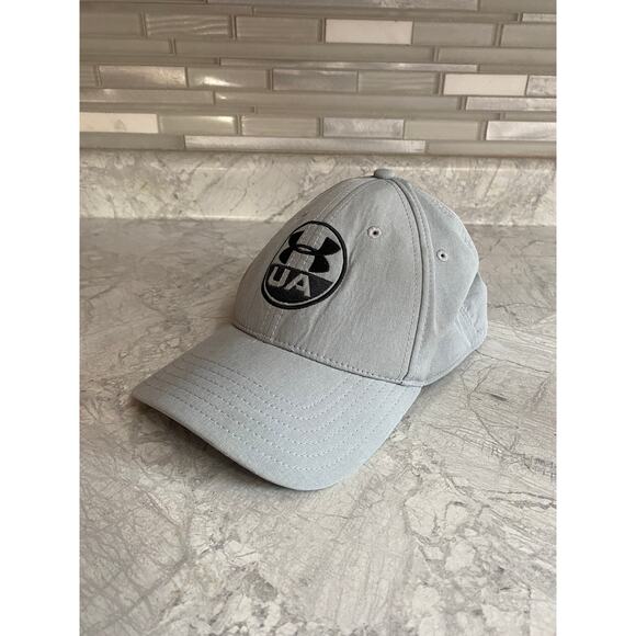 Gray and Black Under Armour Stretch-Fit Hat Size M/L - Picture 1 of 8